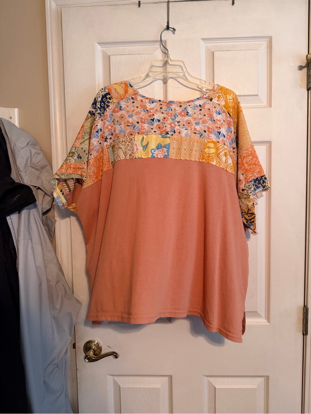 Women’s size xl top - Picture 2 of 3